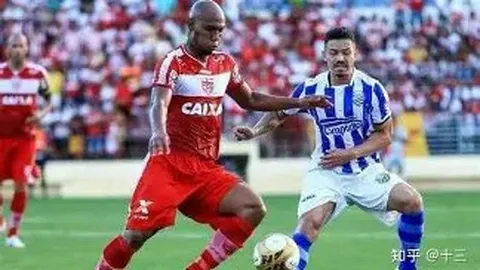 加克波制胜，萨拉赫锁定利物浦2-1布莱顿胜利